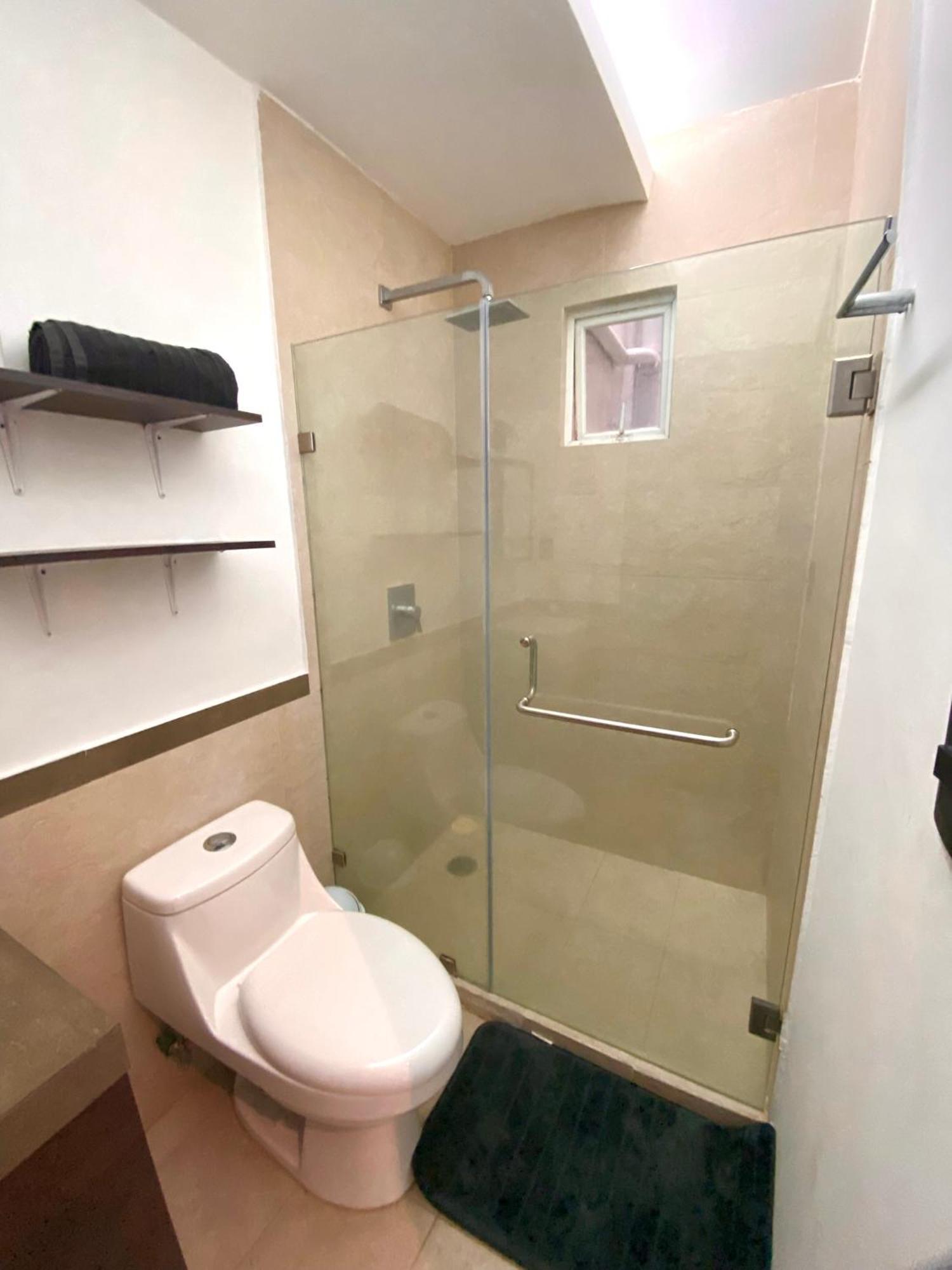 Apartamento Vista A Playa Con Alberca En Blvd Principal Frente Al Mar 3hab *