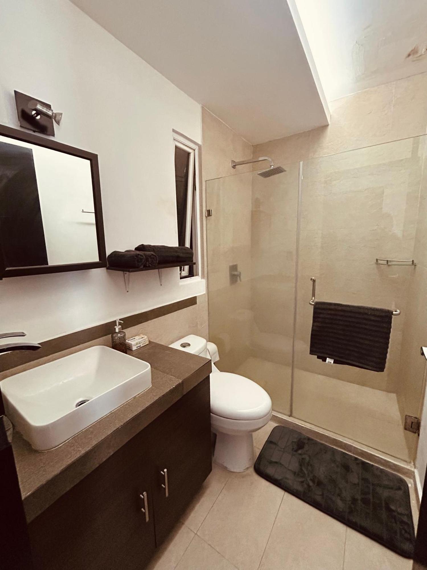 Apartamento Vista A Playa Con Alberca En Blvd Principal Frente Al Mar 3hab